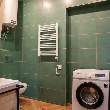 Luxury Monkey Vilnius